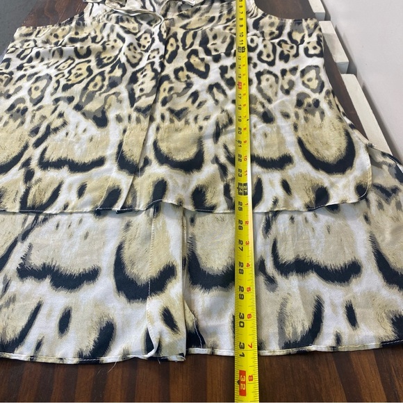 Milano Top Animal Print Sleeveless Women Top M Button Down - Picture 5 of 9
